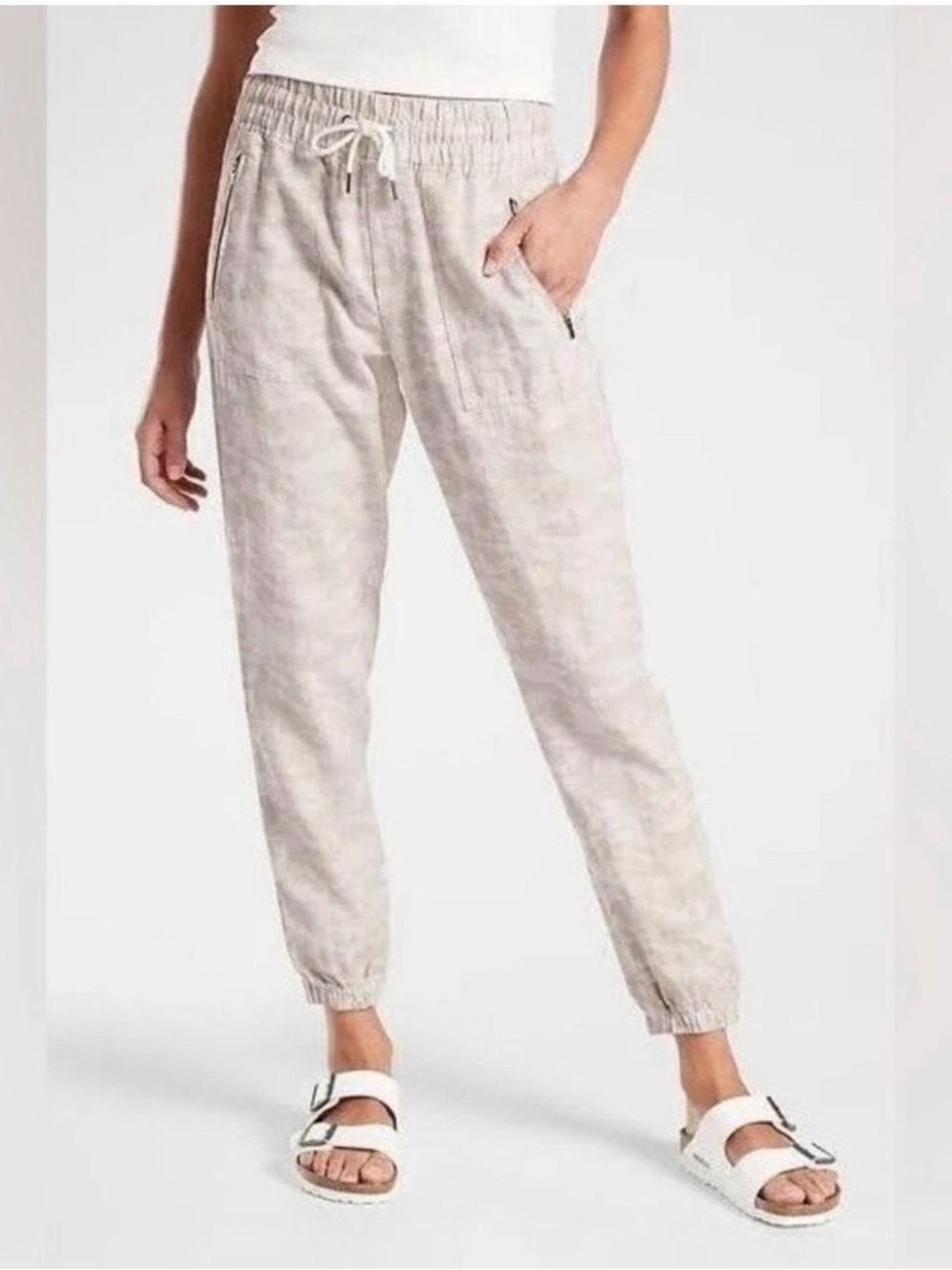 ⚡️Athleta Cabo Tide Linen Joggers in Cream Colored Camo Print